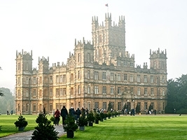 Christmas Castle Tours and Shopping for Gifts 5-7 Dec 2023