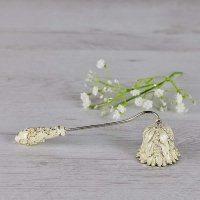 White & Pearl Candle Snuffer